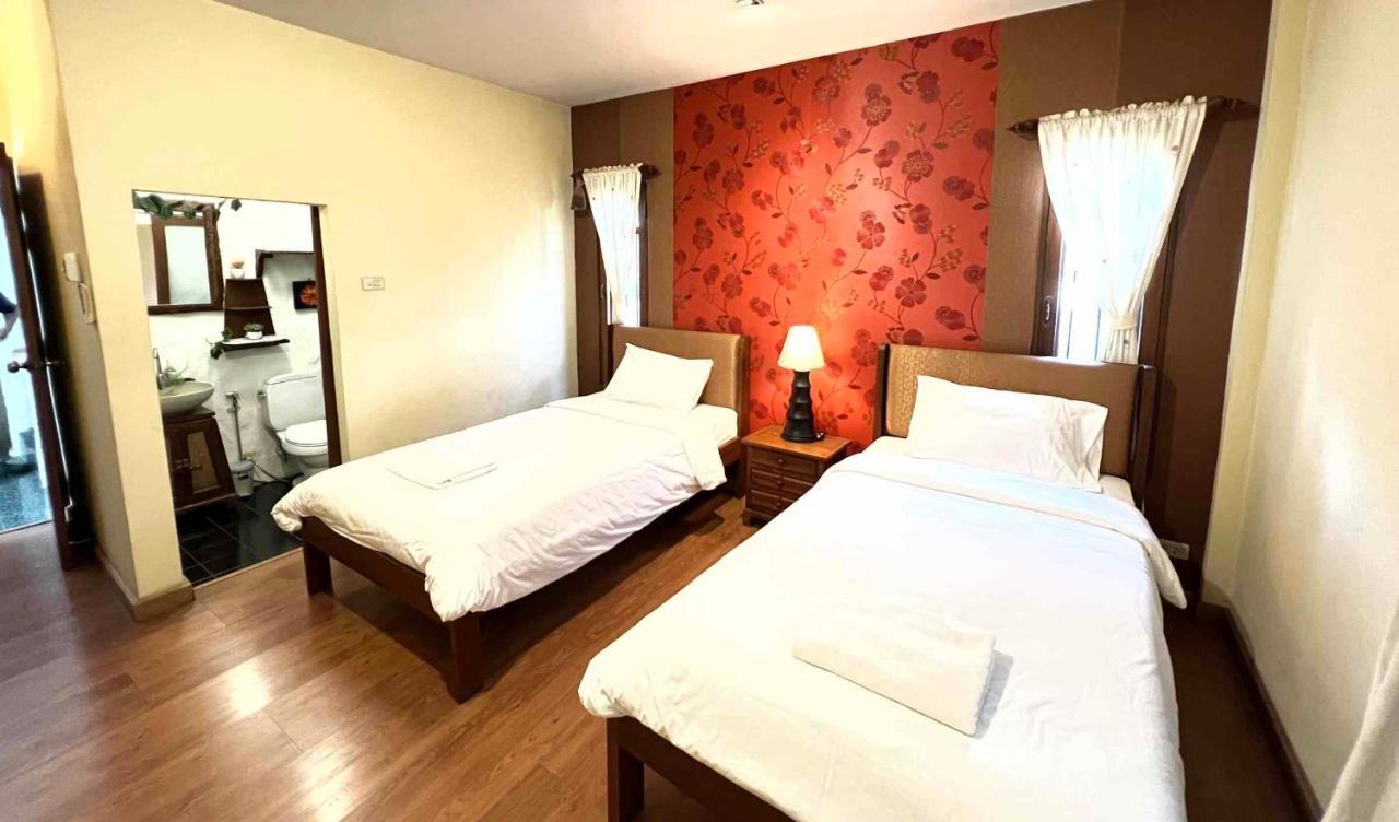 Plumeriahome Near Walking Street Чиангмай Екстериор снимка